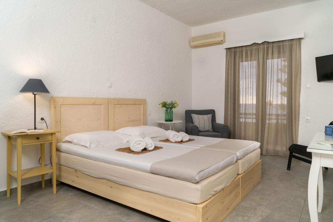 Villa Plori Makrýgialos Buitenkant foto