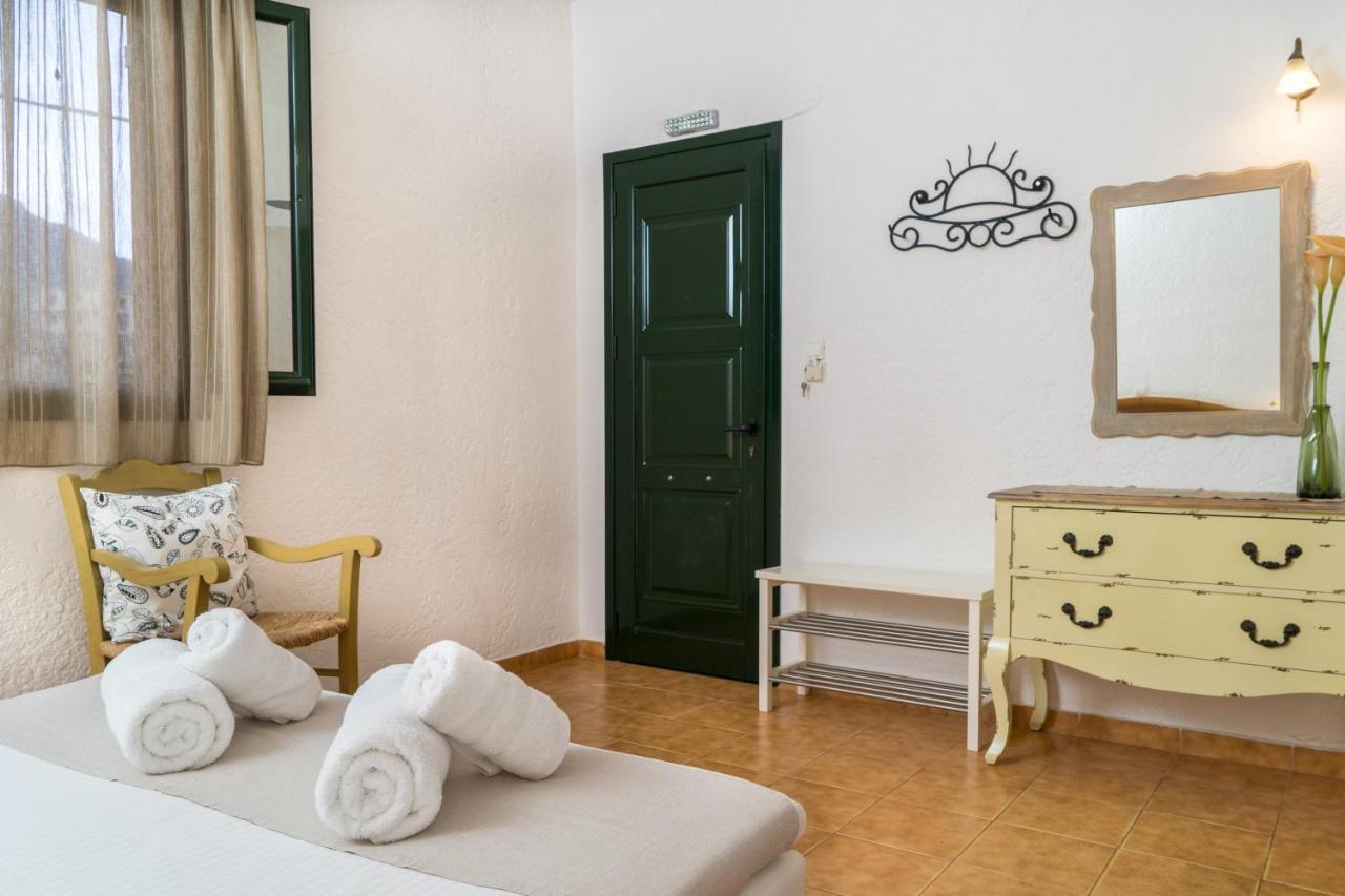 Villa Plori Makrýgialos Buitenkant foto