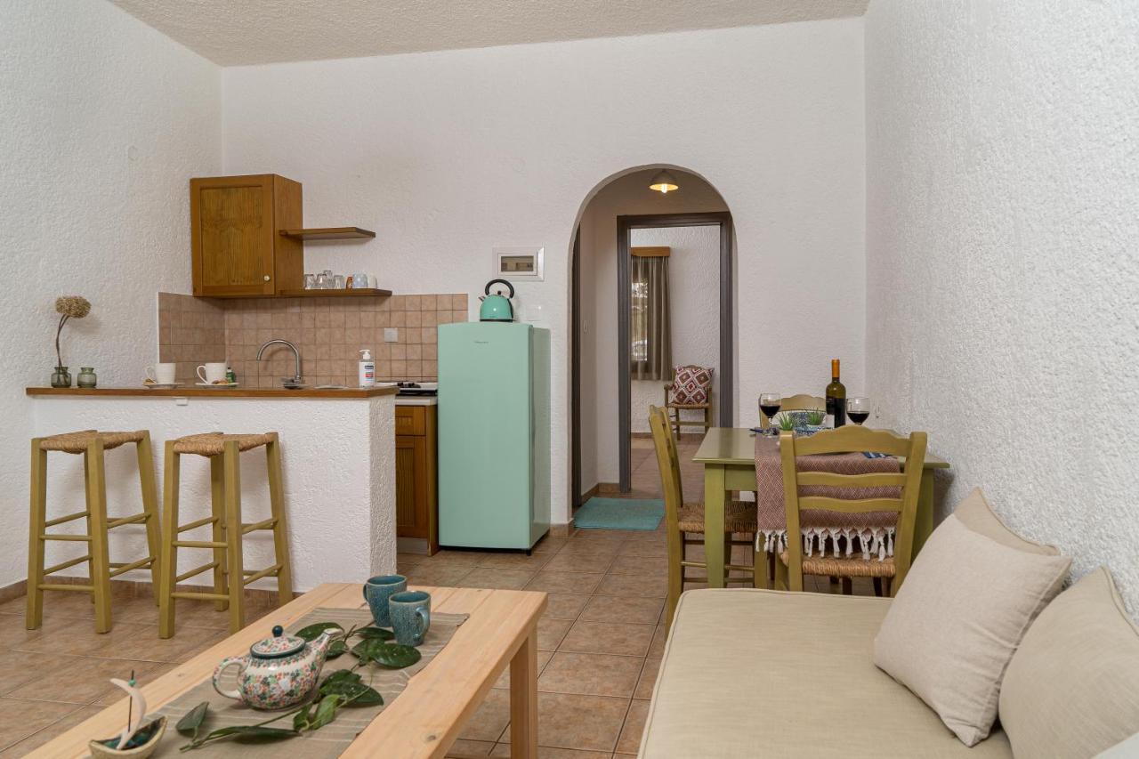 Villa Plori Makrýgialos Buitenkant foto